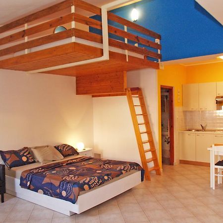 Family Friendly Apartments بولا المظهر الخارجي الصورة