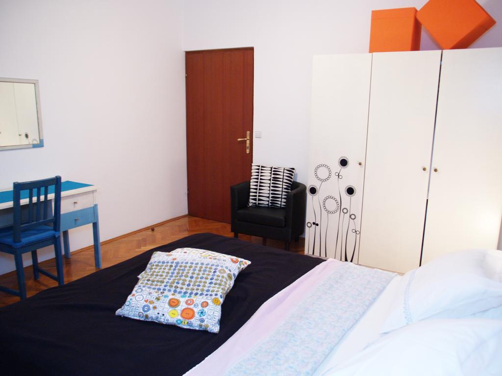 Family Friendly Apartments بولا الغرفة الصورة